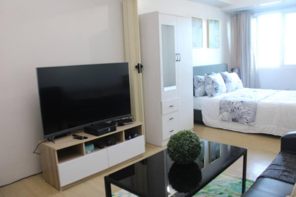 Huge A2J Executive Luxury 1Br Suite Near Abs Cbn, Gma مانيلا المظهر الخارجي الصورة