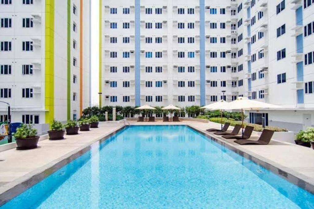 Huge A2J Executive Luxury 1Br Suite Near Abs Cbn, Gma مانيلا المظهر الخارجي الصورة